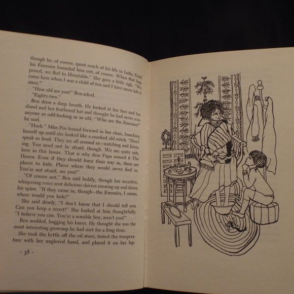 Vintage 1964 The House of Secrets H/C Book by Nina Bawden - Picture 3 of 4